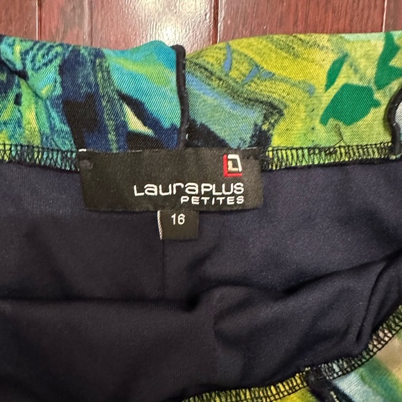 2000s styled midi skirt - Picture 2 of 3